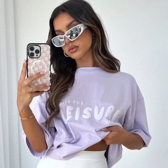 White Fox Boutique Leisure Series Tee Shirt & Sweatpants Set - Picture 9 of 15